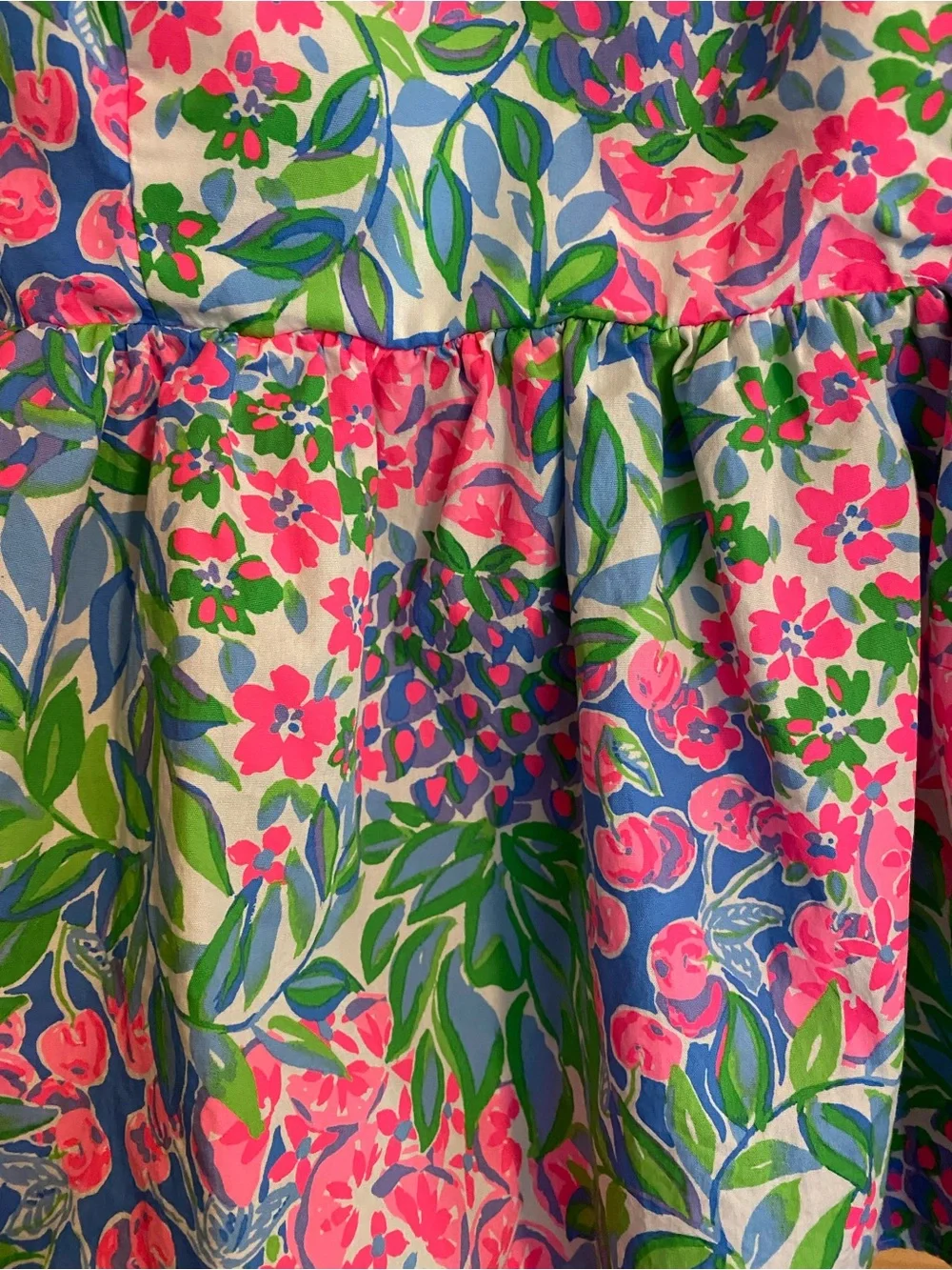 Lilly Pulitzer “Kay” Puff-Sleeve Top Cherry on Top Size 0 Like New w/o Tags